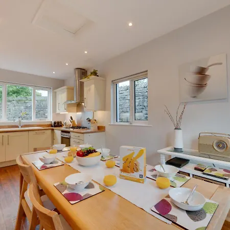 Holly Nook Holiday home